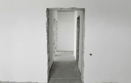 Co zrobić, gdy otwór na drzwi jest za duży?