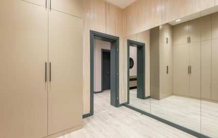 Framuga, futryna i ościeżnica – czym się różnią?