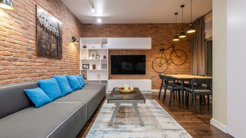 Salon w stylu loft - jak urządzić go stylowo i funkcjonalnie?